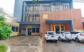 Cihampelas Hotel 2 RedPartner